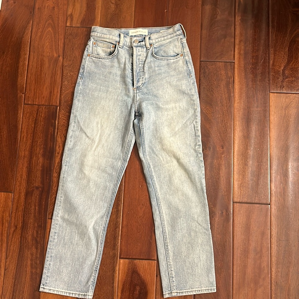 Aritzia - Denim Forum - The Arlo High Rise Straight 26L